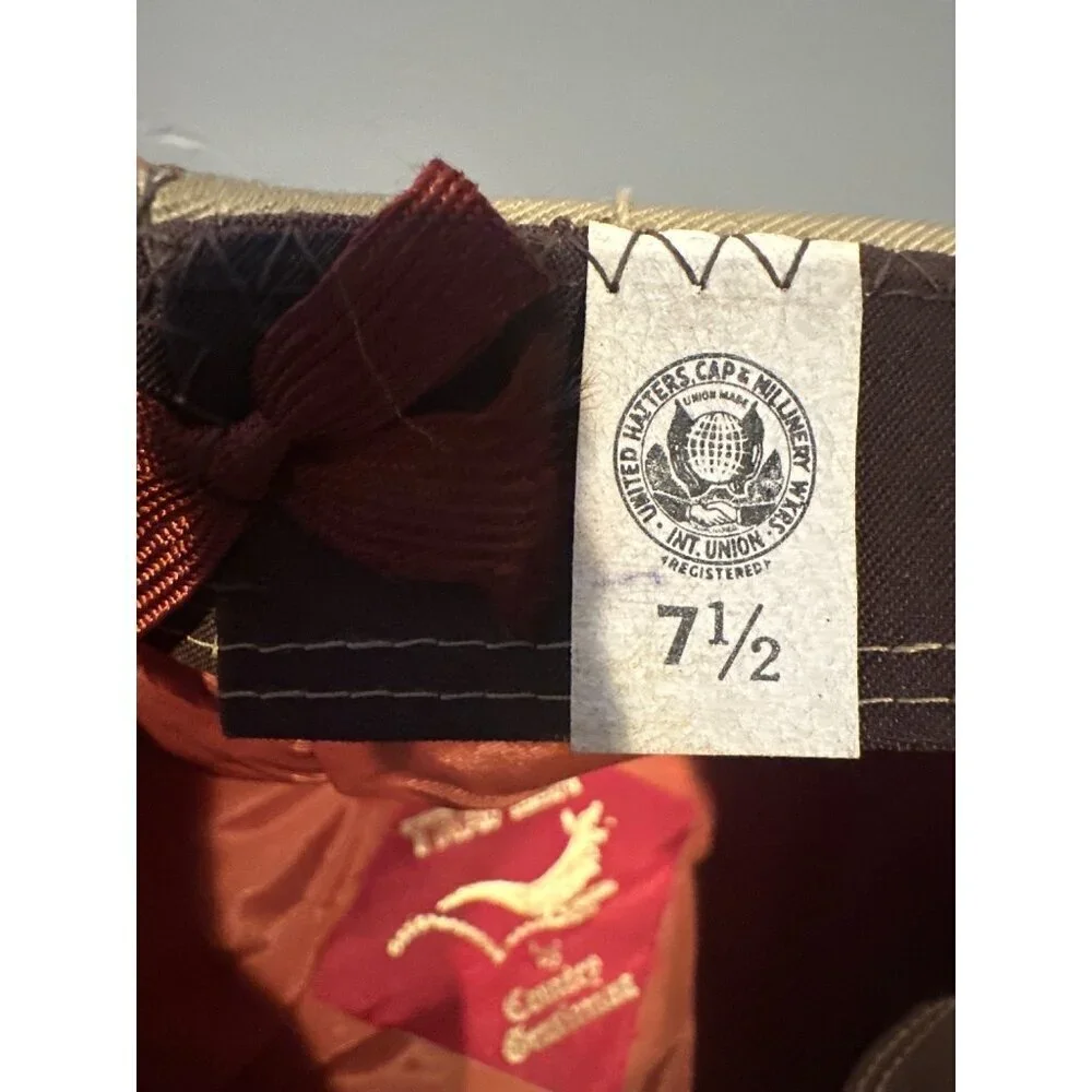 Vintage Trav'ler Country Gentleman Men’s Tan Flat Cap Vintage Adjustable 7 1/2